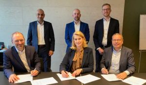 Relined-and-Energinet-signing-collaboration-1-300x175